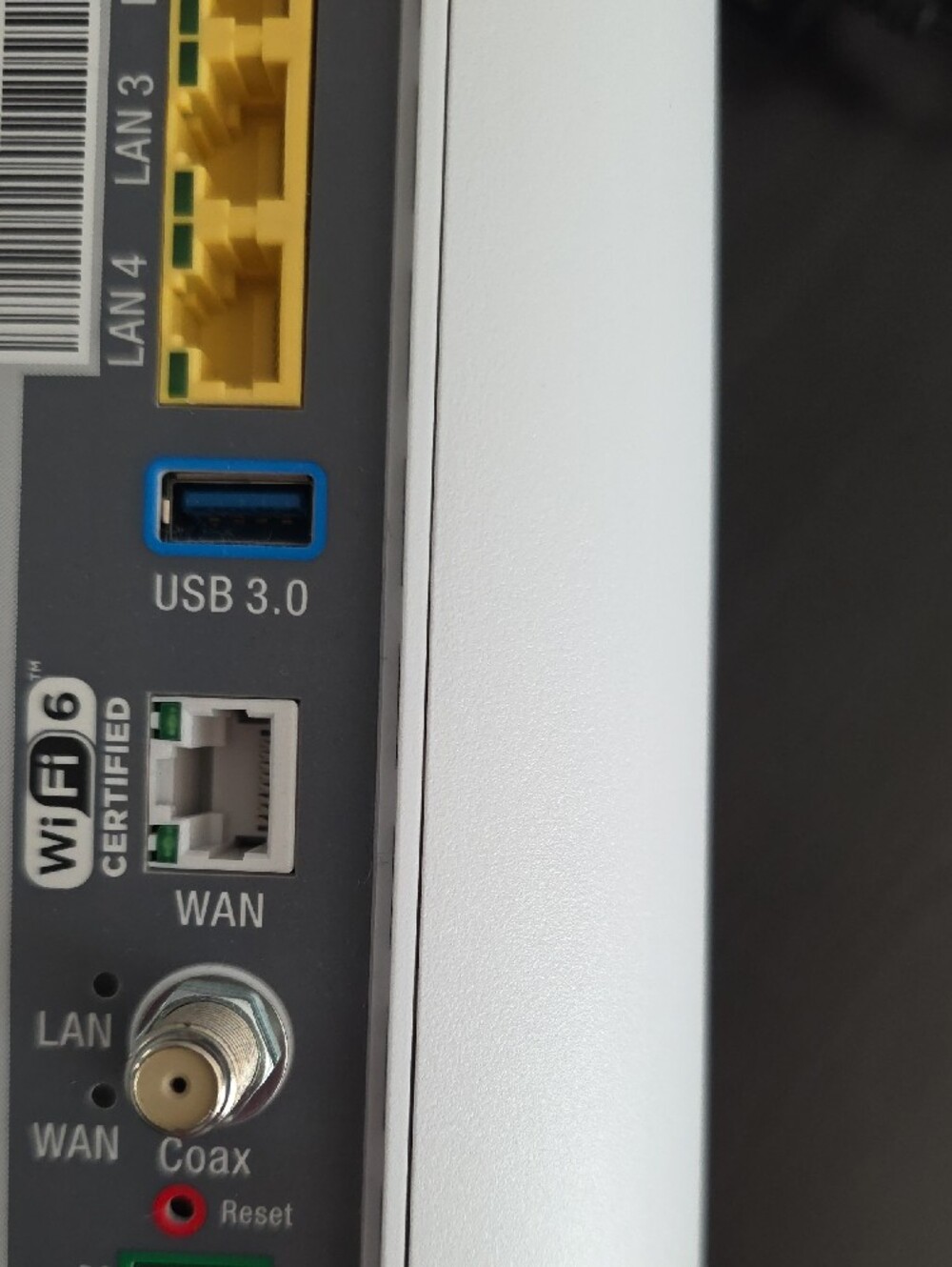 Veriozon Wi-Fi Router - Wireless Networking Gateway - Picture 3 of 5
